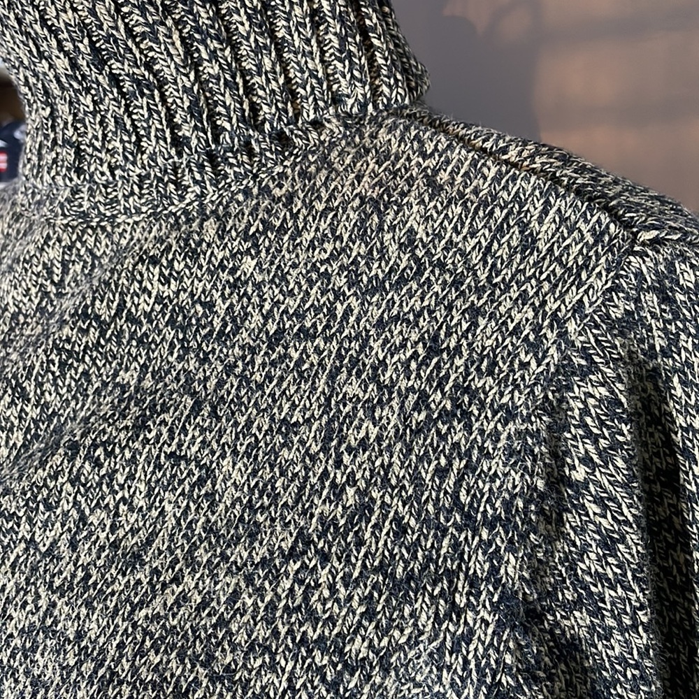 turtleneck - Picture 3 of 3